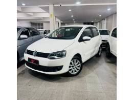 VOLKSWAGEN - FOX - 2014/2014 - Branca - R$ 39.900,00