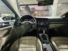 VOLKSWAGEN - GOLF - 2014/2014 - Preta - R$ 89.900,00