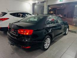 VOLKSWAGEN - JETTA - 2012/2012 - Preta - R$ 59.900,00