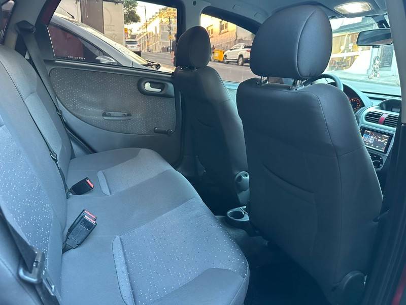 CHEVROLET - CORSA - 2009/2009 - Vermelha - R$ 23.900,00