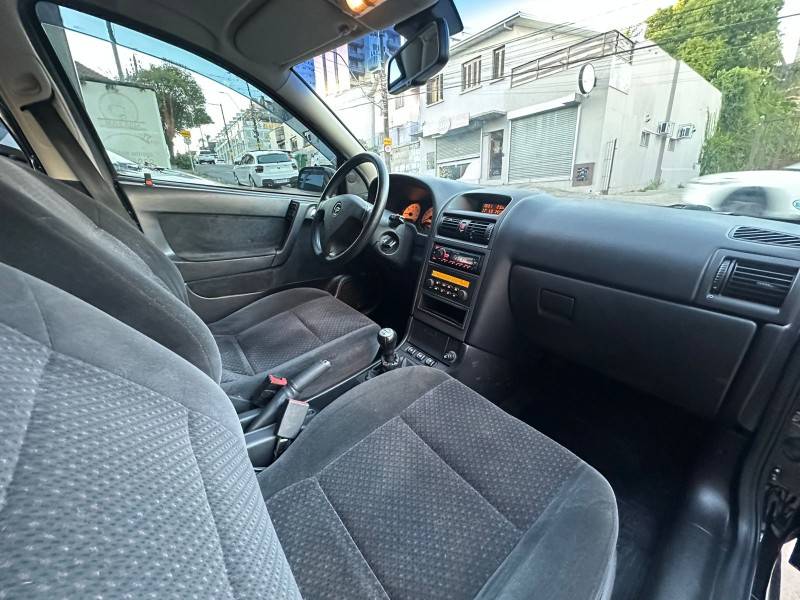 CHEVROLET - ASTRA - 2011/2011 - Preta - R$ 39.900,00