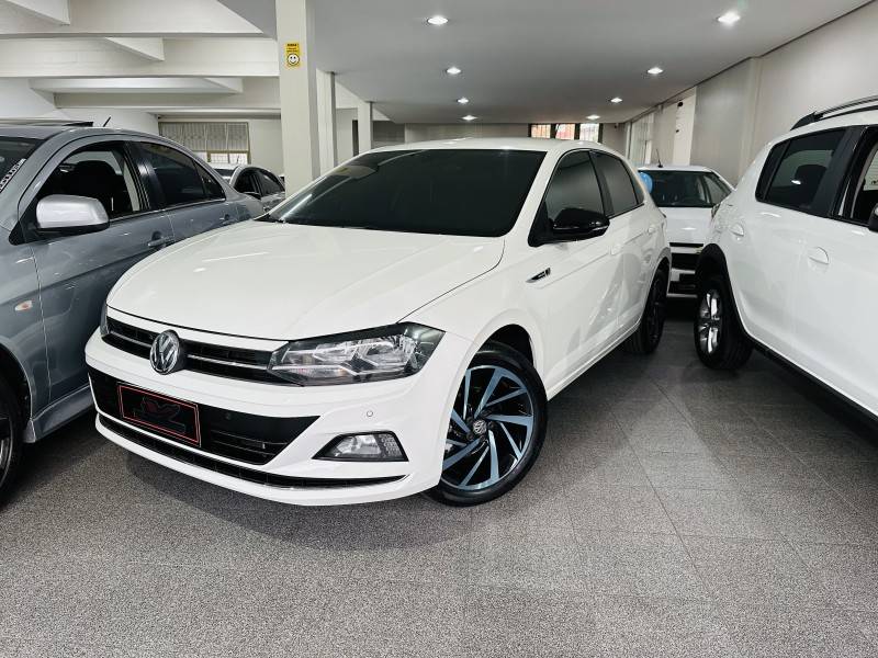 VOLKSWAGEN - POLO - 2020/2020 - Branca - R$ 91.900,00