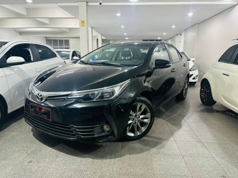 TOYOTA - COROLLA - 2019/2019 - Preta - R$ 99.900,00