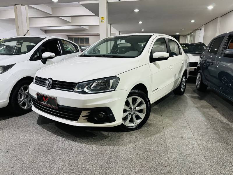 VOLKSWAGEN - VOYAGE - 2018/2019 - Branca - R$ 55.900,00