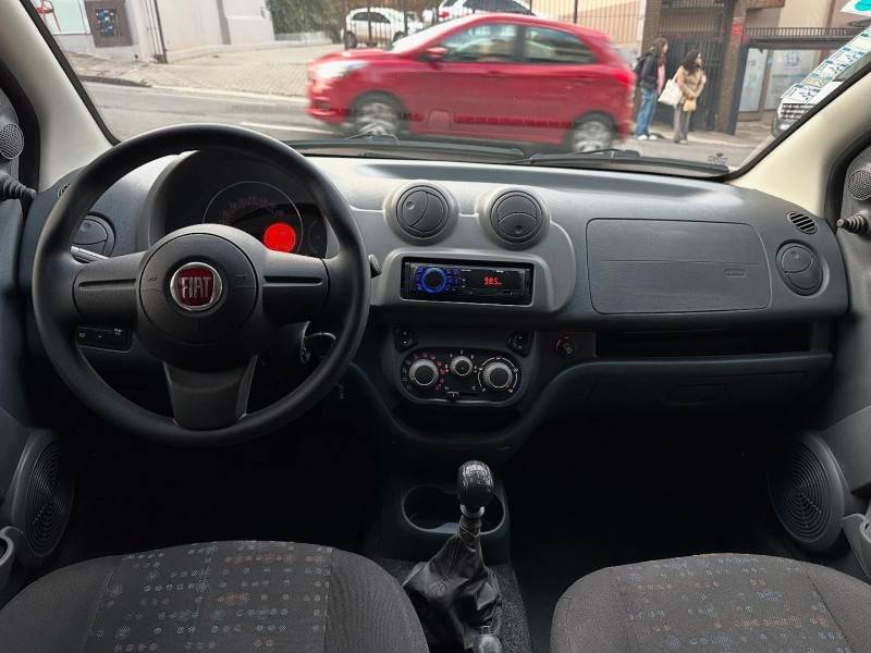 FIAT - UNO - 2015/2015 - Branca - R$ 35.900,00