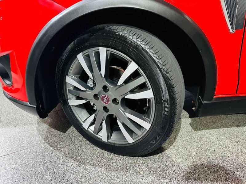 FIAT - PALIO - 2014/2014 - Vermelha - R$ 45.900,00