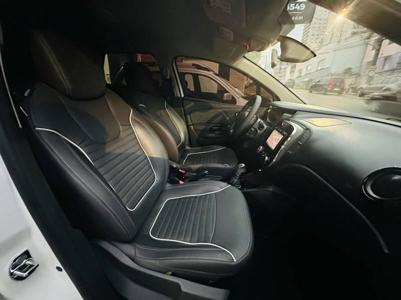 RENAULT - CAPTUR - 2018/2018 - Branca - R$ 76.900,00