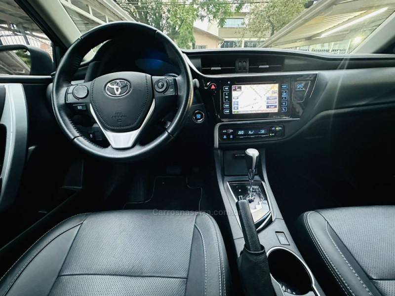 TOYOTA - COROLLA - 2019/2019 - Preta - R$ 104.900,00