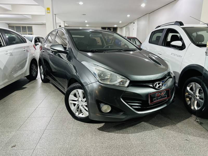 HYUNDAI - HB20S - 2014/2014 - Cinza - R$ 51.900,00