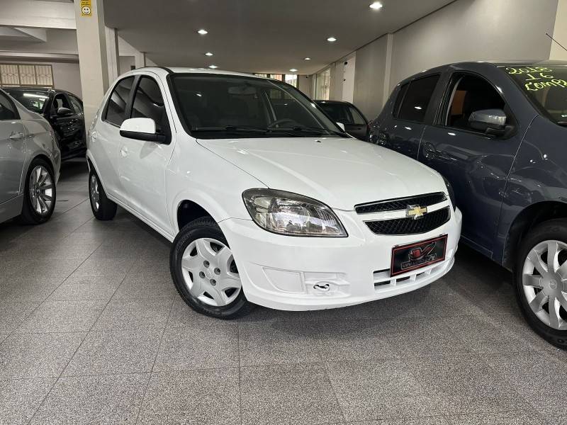 CHEVROLET - CELTA - 2014/2014 - Branca - R$ 34.900,00