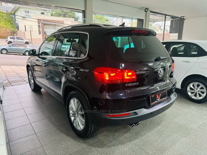 VOLKSWAGEN - TIGUAN - 2014/2014 - Preta - R$ 75.900,00