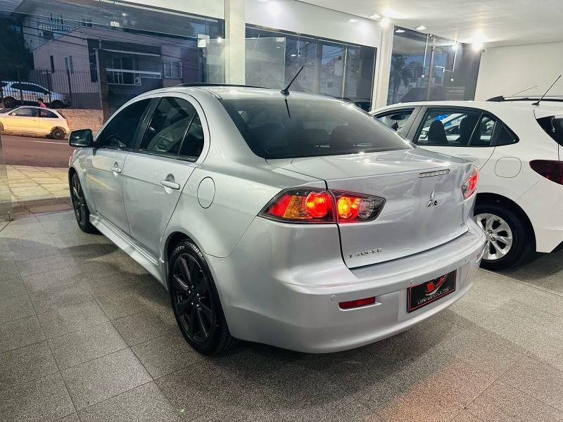 MITSUBISHI - LANCER - 2014/2014 - Prata - R$ 65.900,00