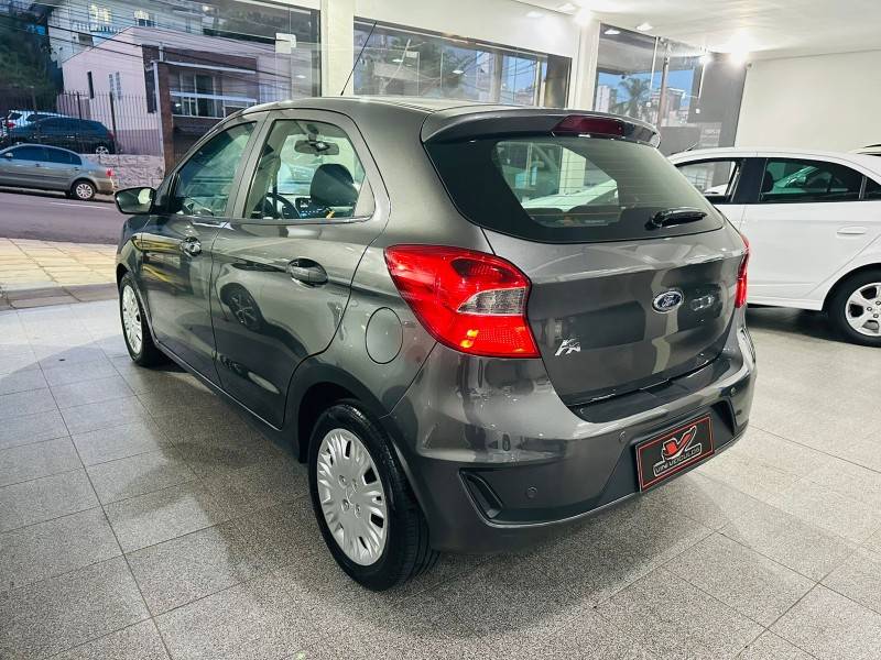 FORD - KA - 2019/2019 - Cinza - R$ 46.900,00