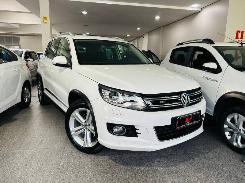 VOLKSWAGEN - TIGUAN - 2014/2014 - Branca - R$ 77.900,00