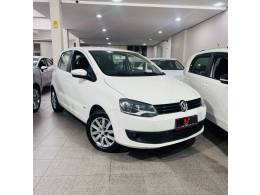 VOLKSWAGEN - FOX - 2014/2014 - Branca - R$ 39.900,00