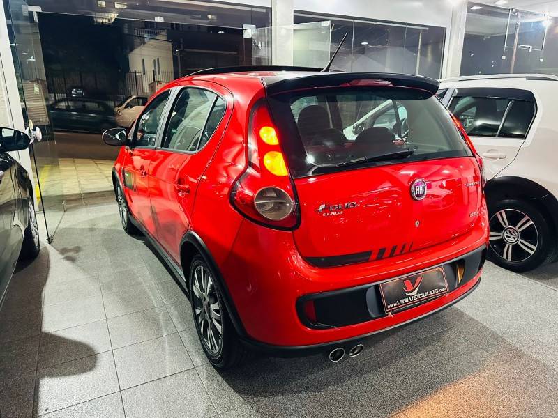 FIAT - PALIO - 2014/2014 - Vermelha - R$ 45.900,00