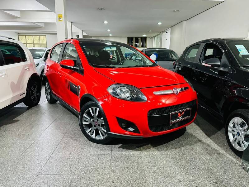 FIAT - PALIO - 2014/2014 - Vermelha - R$ 45.900,00