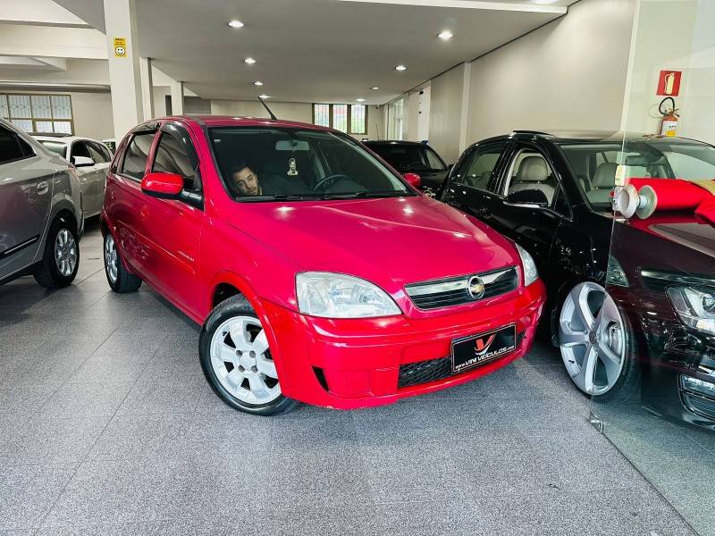 CHEVROLET - CORSA - 2009/2009 - Vermelha - R$ 23.900,00