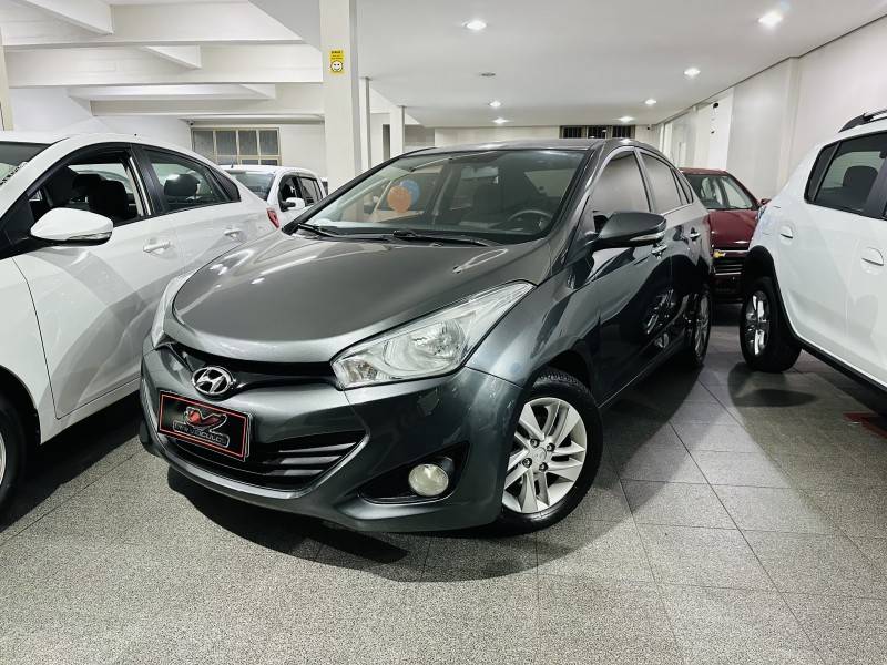 HYUNDAI - HB20S - 2014/2014 - Cinza - R$ 51.900,00
