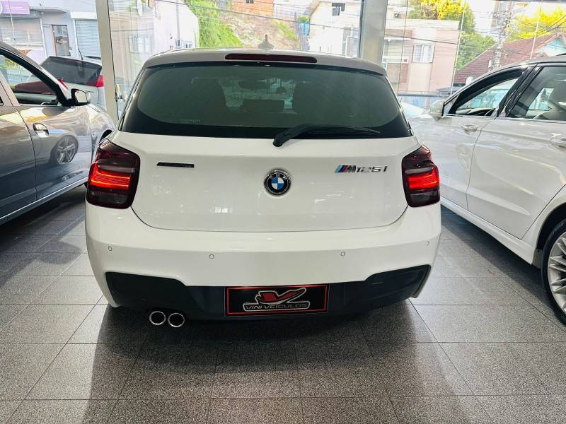 BMW - 125I - 2015/2015 - Branca - R$ 128.900,00