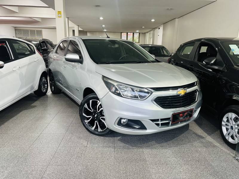CHEVROLET - COBALT - 2016/2016 - Prata - R$ 57.900,00