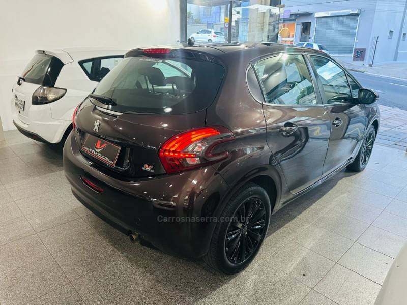 PEUGEOT - 208 - 2020/2020 - Marrom - R$ 68.900,00
