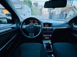 CHEVROLET - VECTRA - 2008/2008 - Preta - R$ 34.900,00