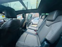 JEEP - COMMANDER - 2023/2023 - Branca - R$ 189.900,00
