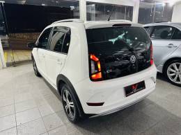 VOLKSWAGEN - UP - 2020/2020 - Branca - R$ 66.900,00