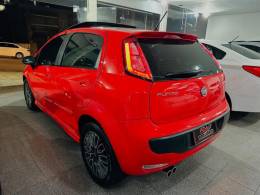 FIAT - PUNTO - 2014/2014 - Vermelha - R$ 47.900,00