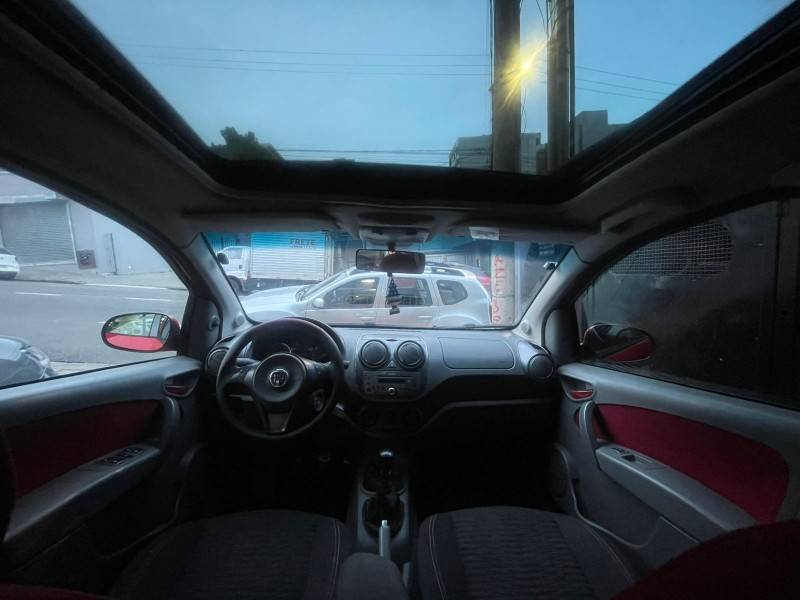 FIAT - PALIO - 2014/2014 - Vermelha - R$ 45.900,00